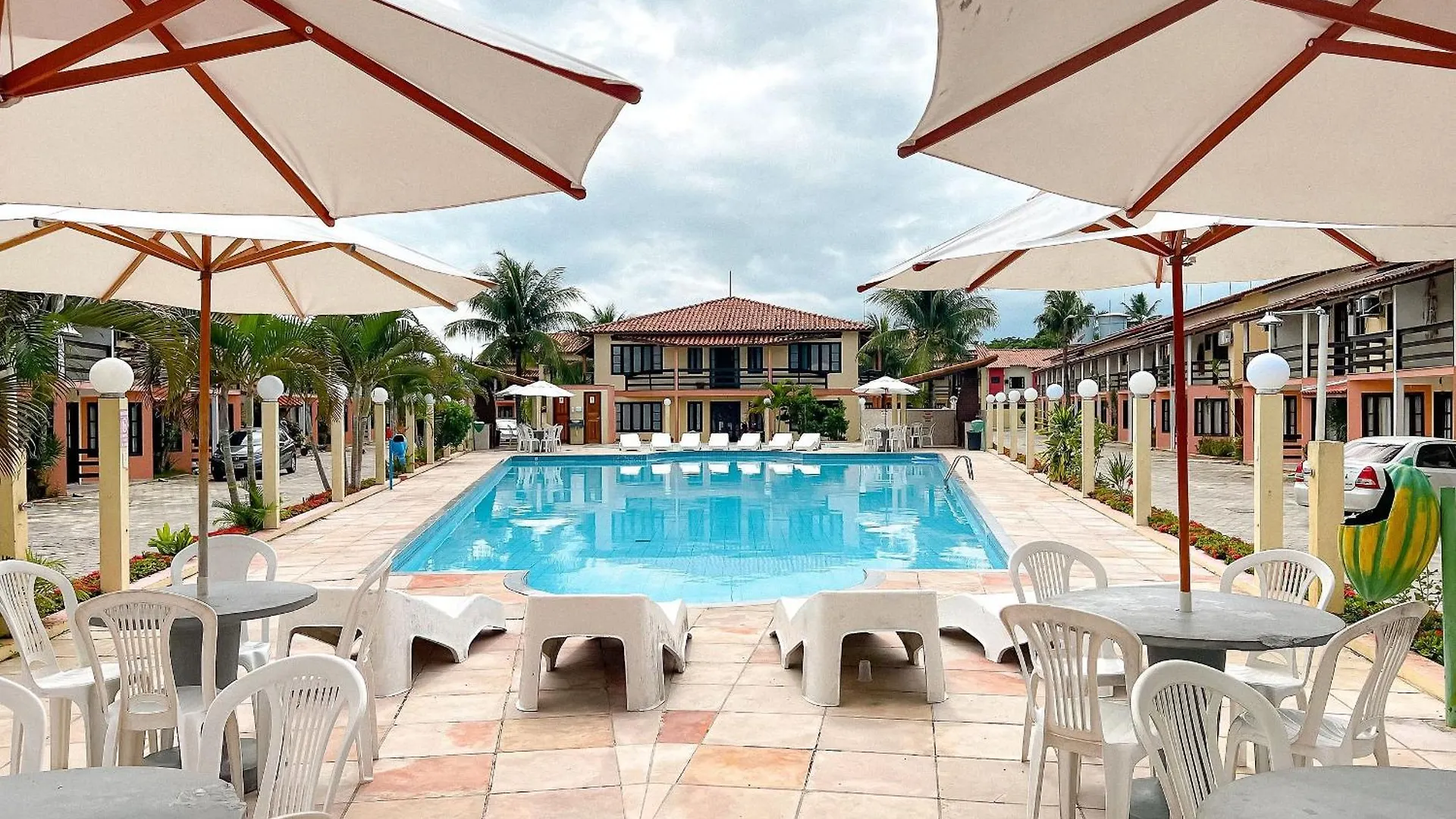 Taperapua Beachfront Suites: Axe Moi's Private BBQ & Pool Retreat Porto Seguro Holiday home