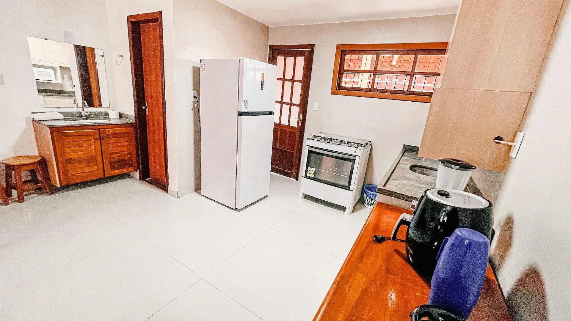 Holiday home Taperapua Beachfront Suites: Axe Moi's Private BBQ & Pool Retreat Porto Seguro