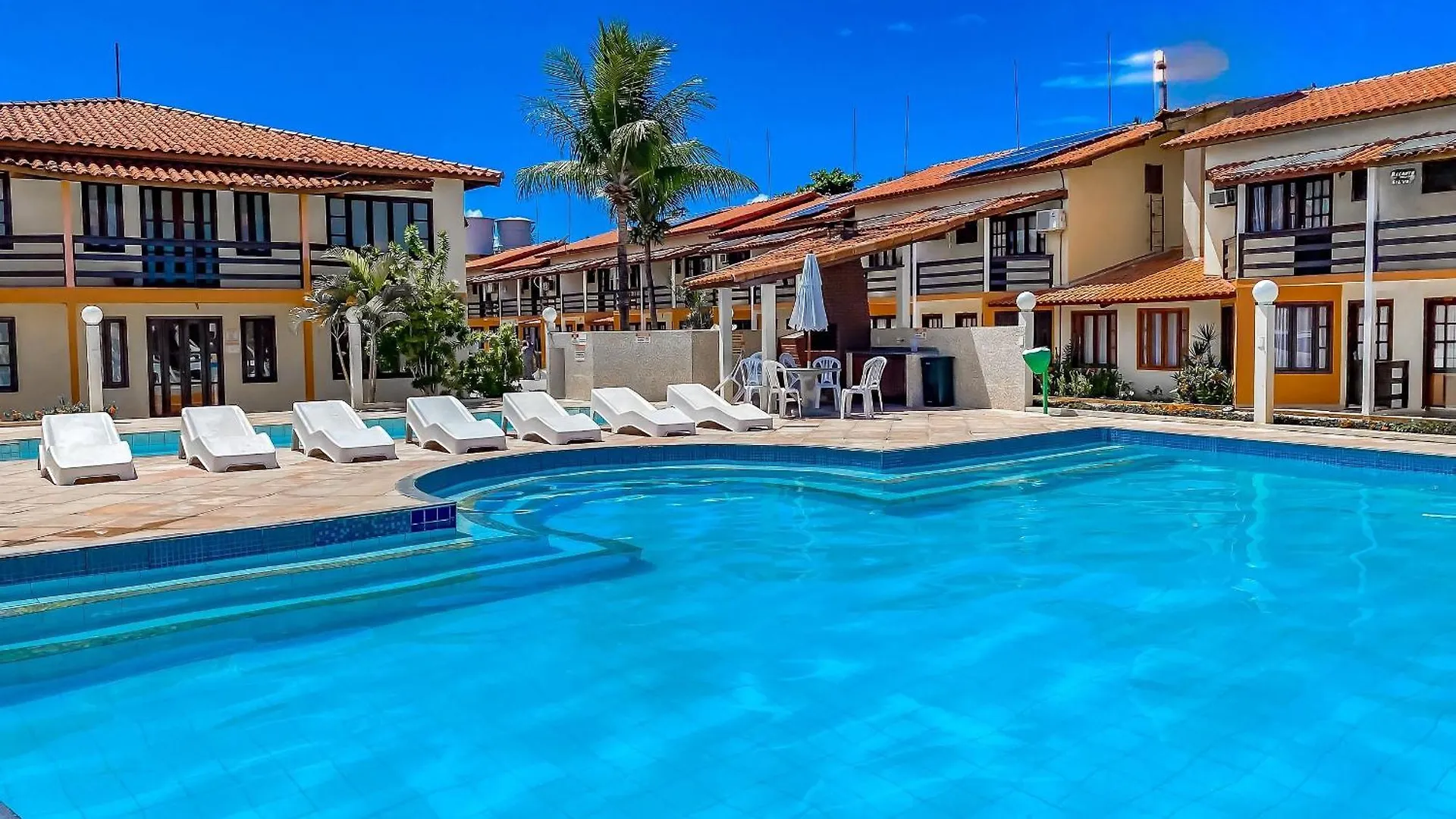 Taperapua Beachfront Suites: Axe Moi's Private BBQ & Pool Retreat Porto Seguro Brazil