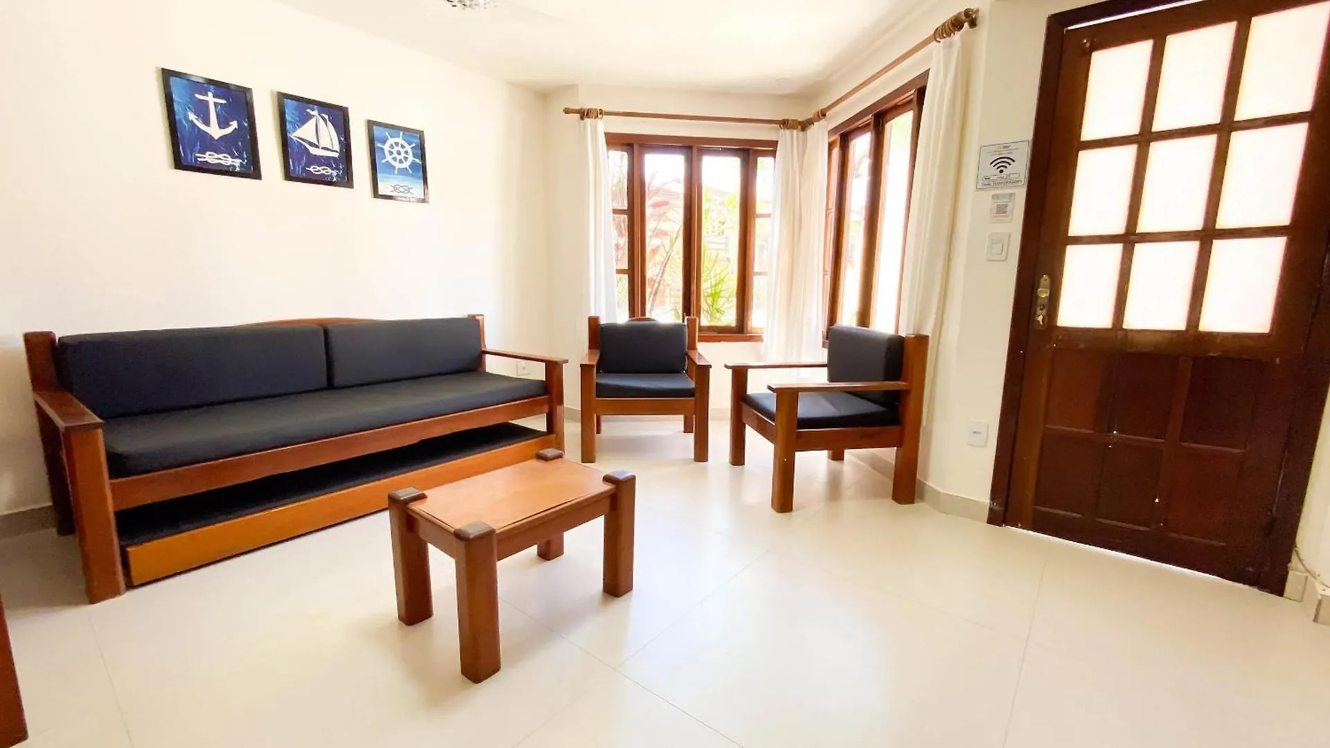 Holiday home Taperapua Beachfront Suites: Axe Moi's Private BBQ & Pool Retreat Porto Seguro