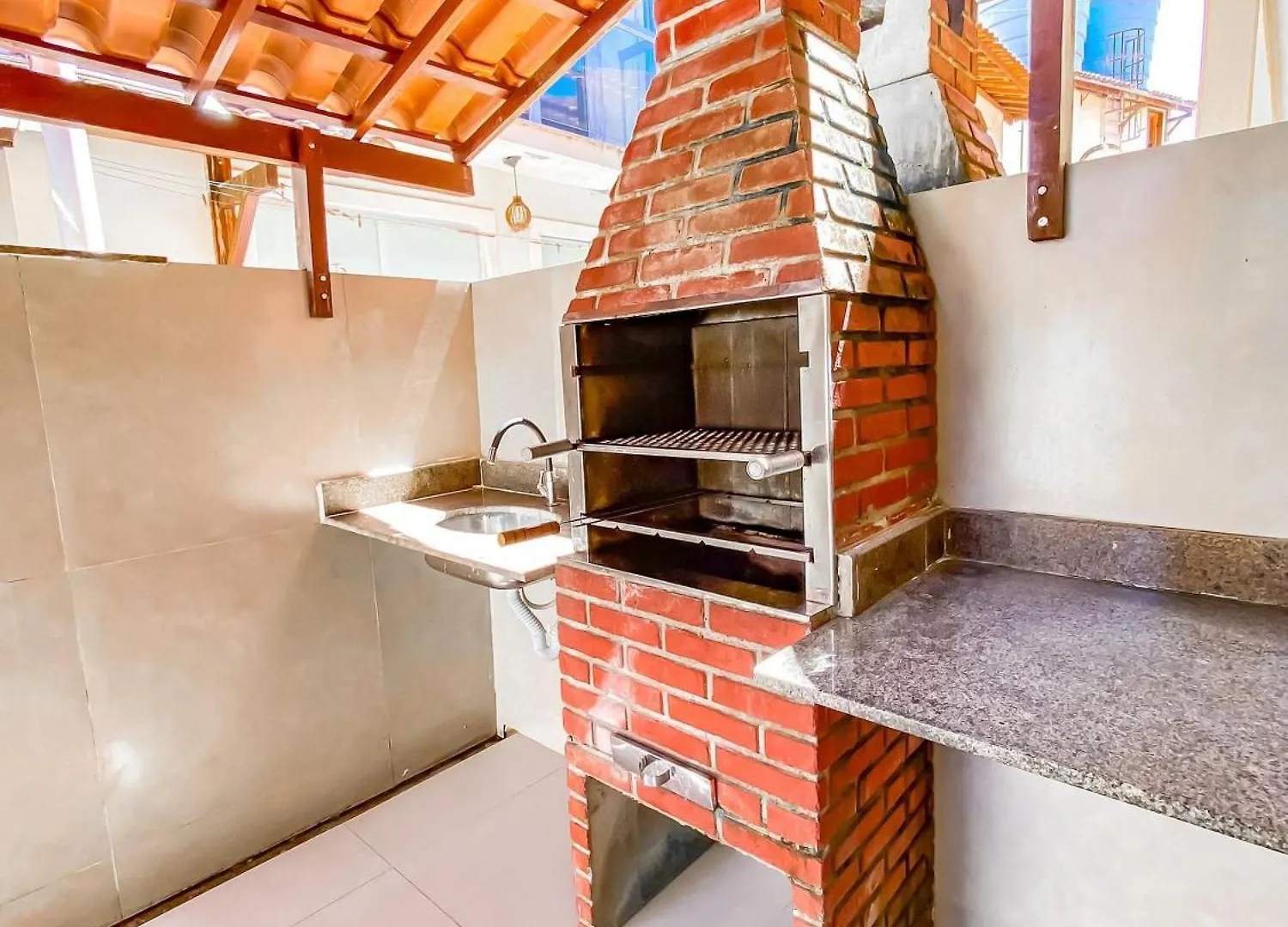 Taperapua Beachfront Suites: Axe Moi's Private BBQ & Pool Retreat Porto Seguro Holiday home