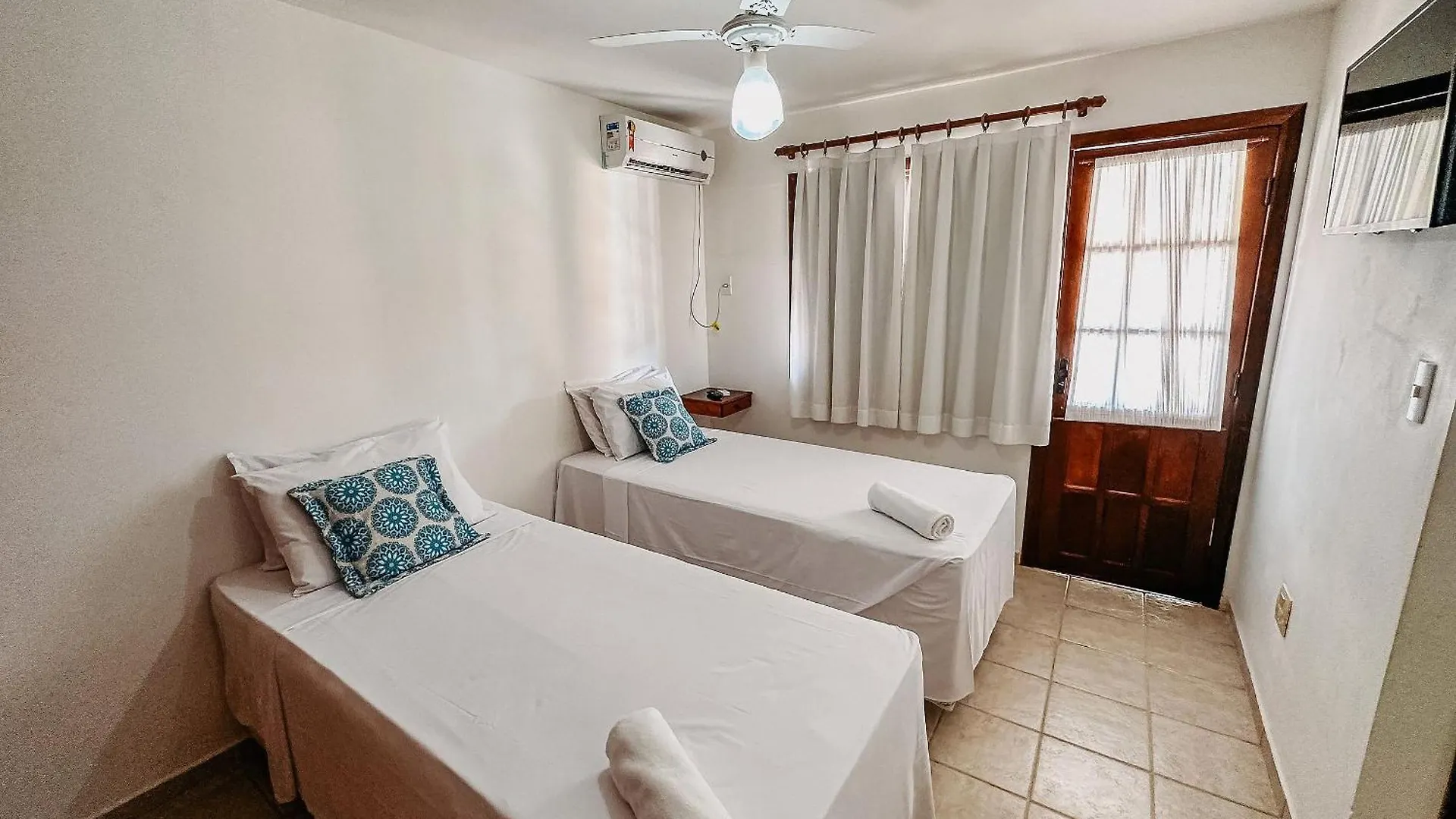 Holiday home Taperapua Beachfront Suites: Axe Moi's Private BBQ & Pool Retreat Porto Seguro