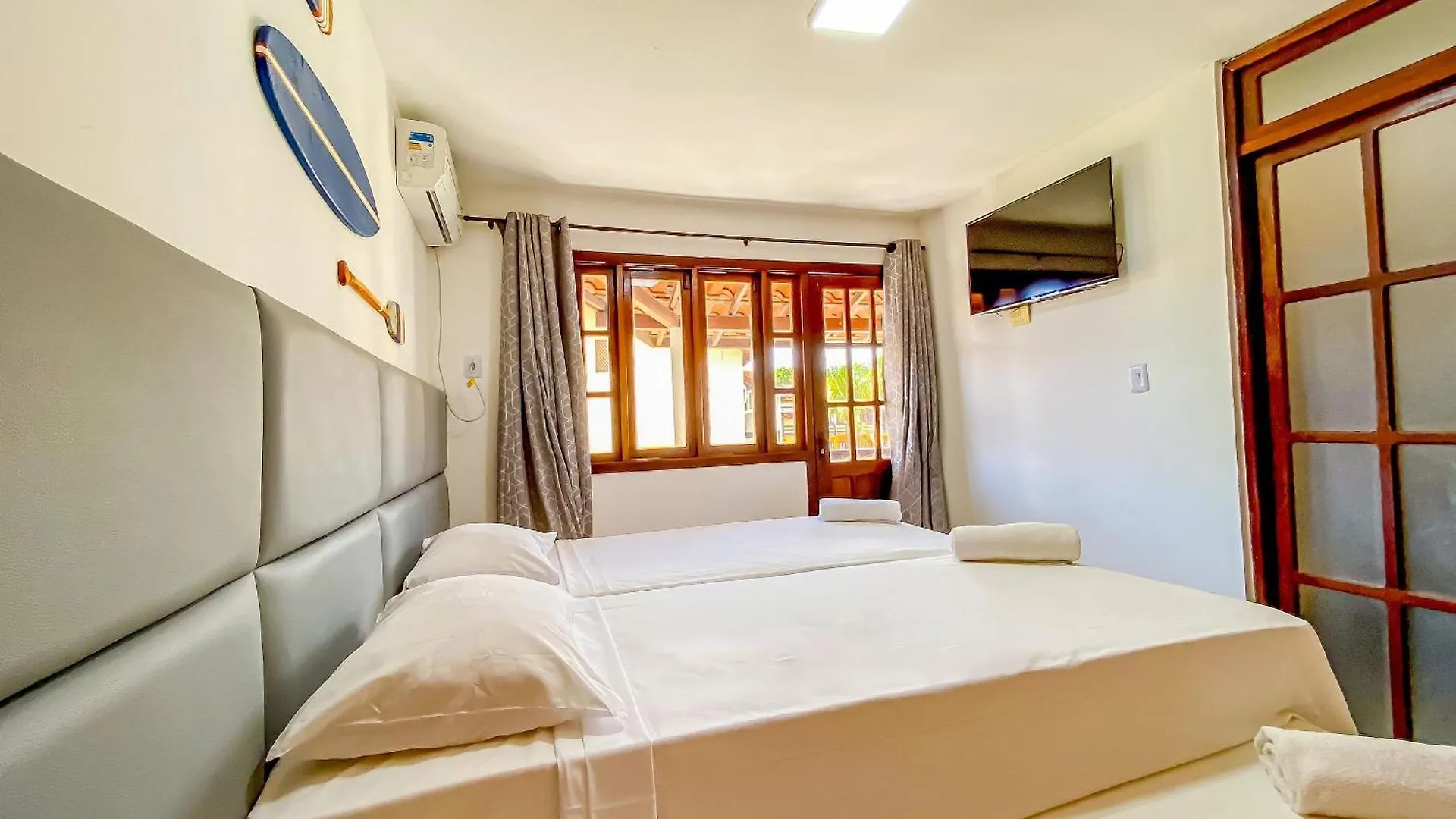 Taperapua Beachfront Suites: Axe Moi's Private BBQ & Pool Retreat Porto Seguro 0*,  Brazil