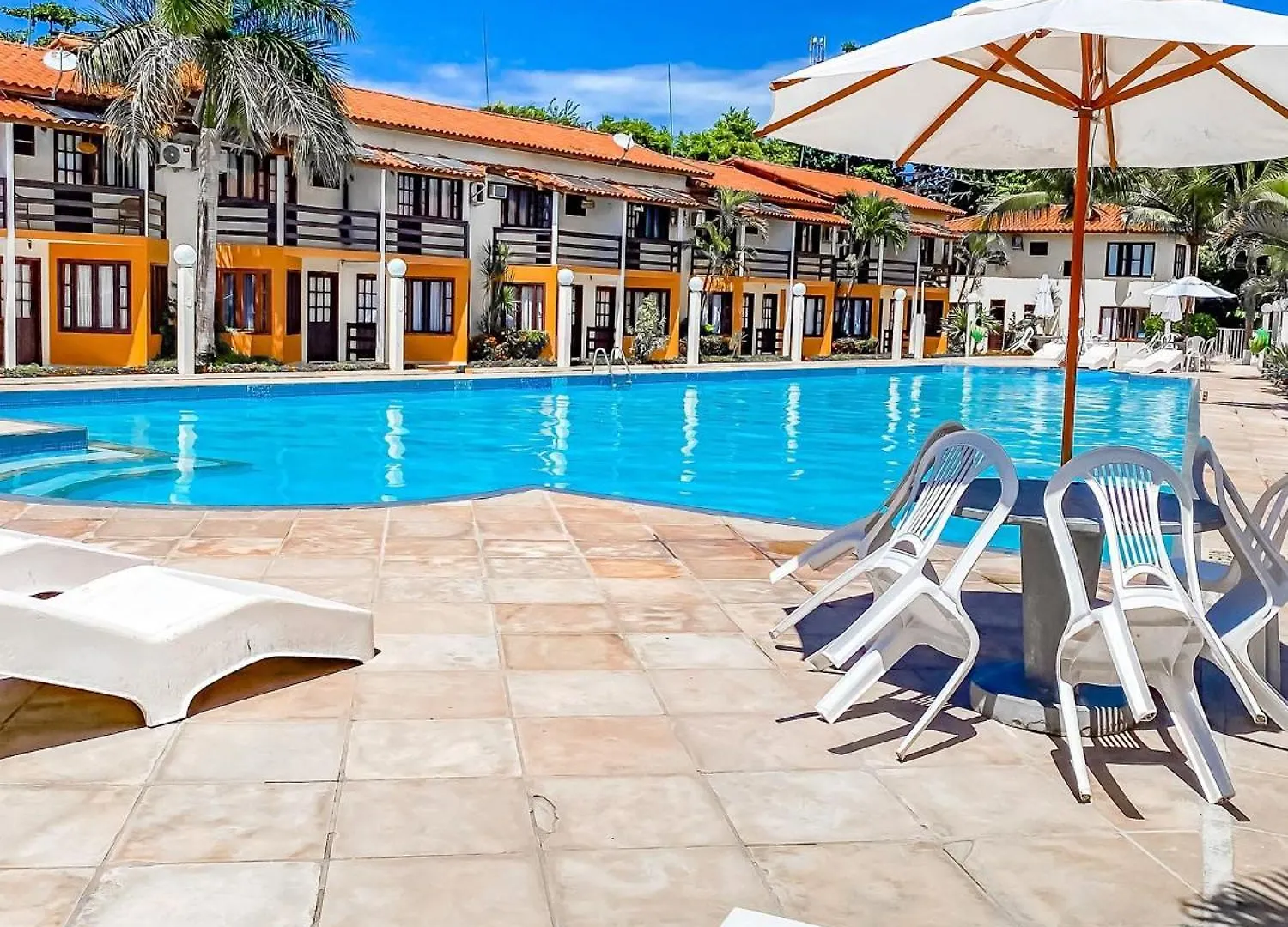 Holiday home Taperapua Beachfront Suites: Axe Moi's Private BBQ & Pool Retreat Porto Seguro